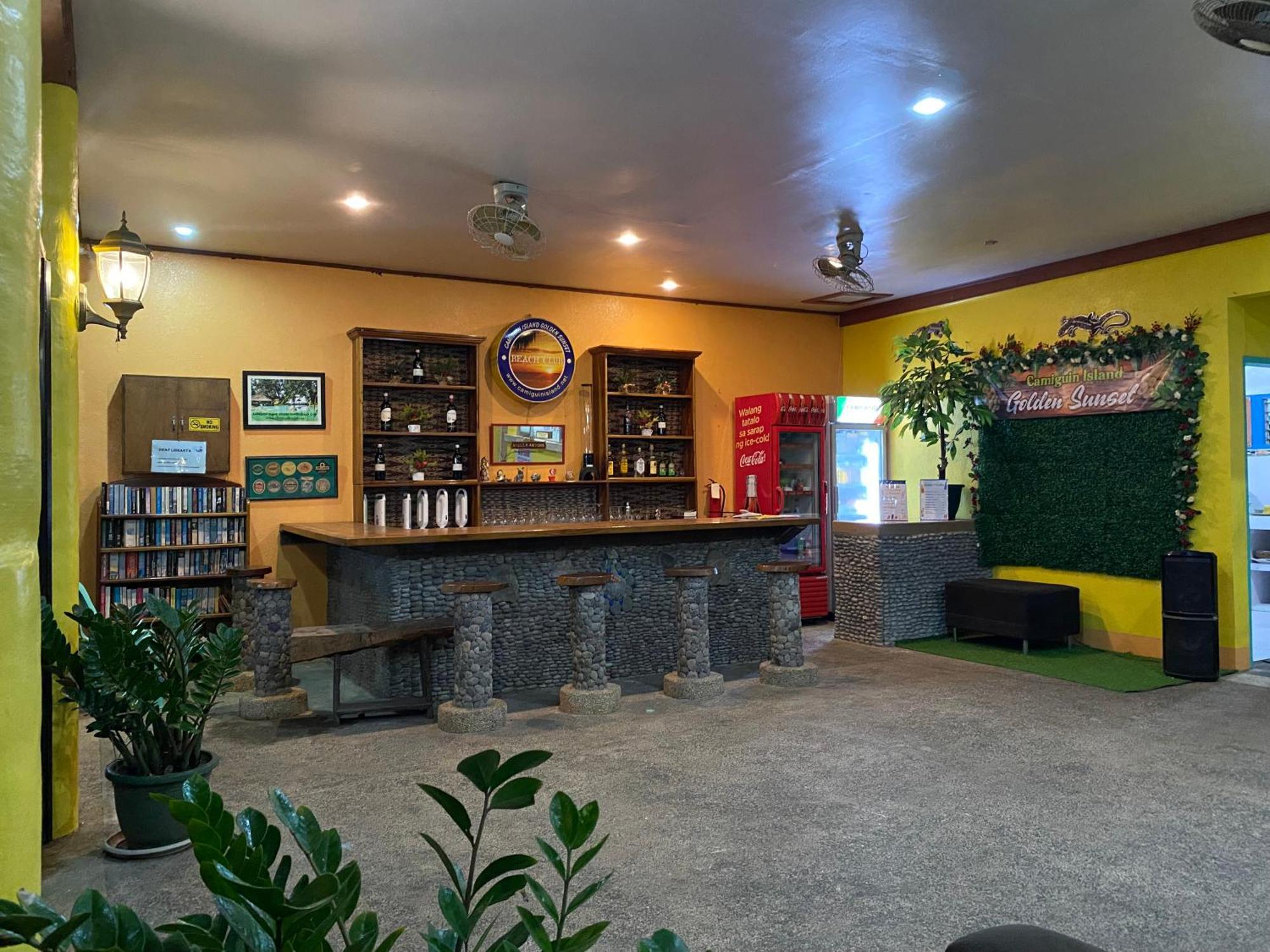 Camiguin Island Golden Sunset Beach Club Mambajao Bagian luar foto