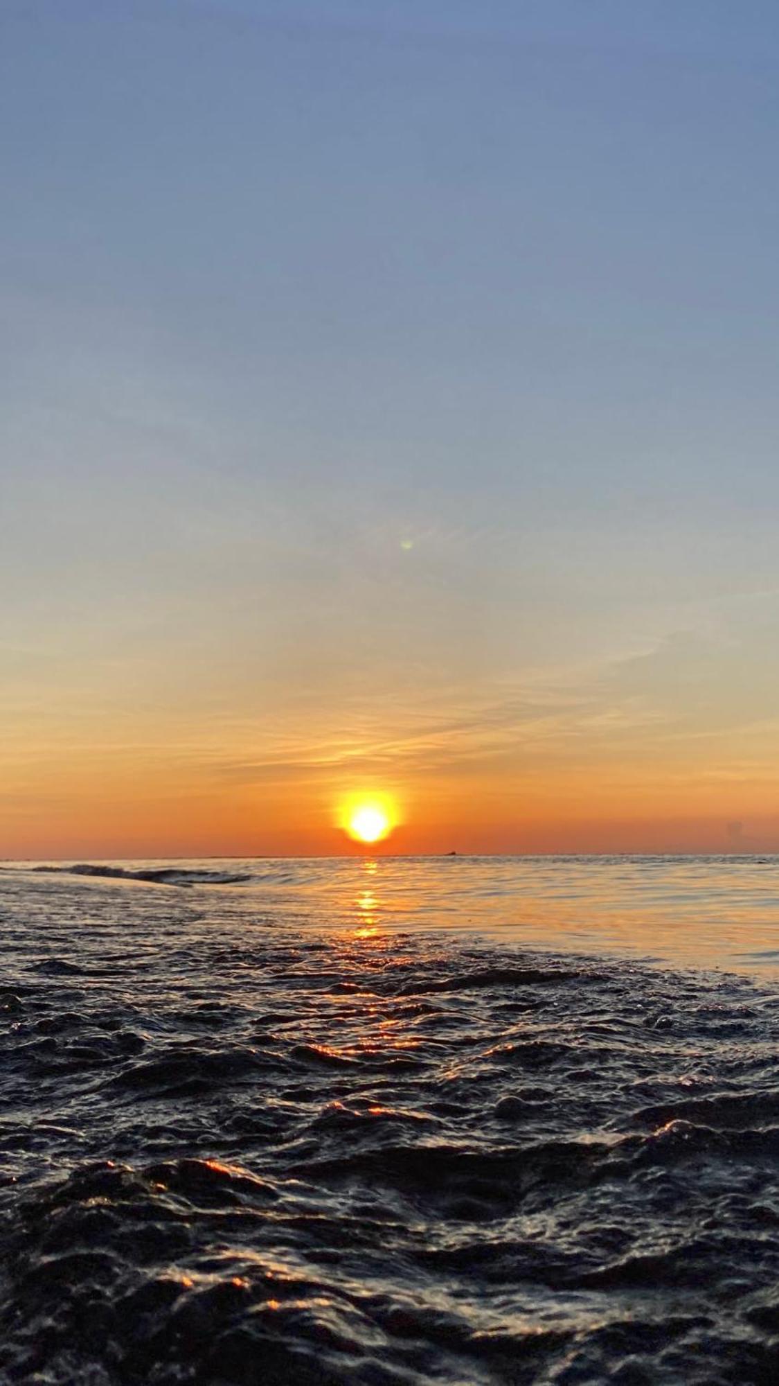 Camiguin Island Golden Sunset Beach Club Mambajao Bagian luar foto
