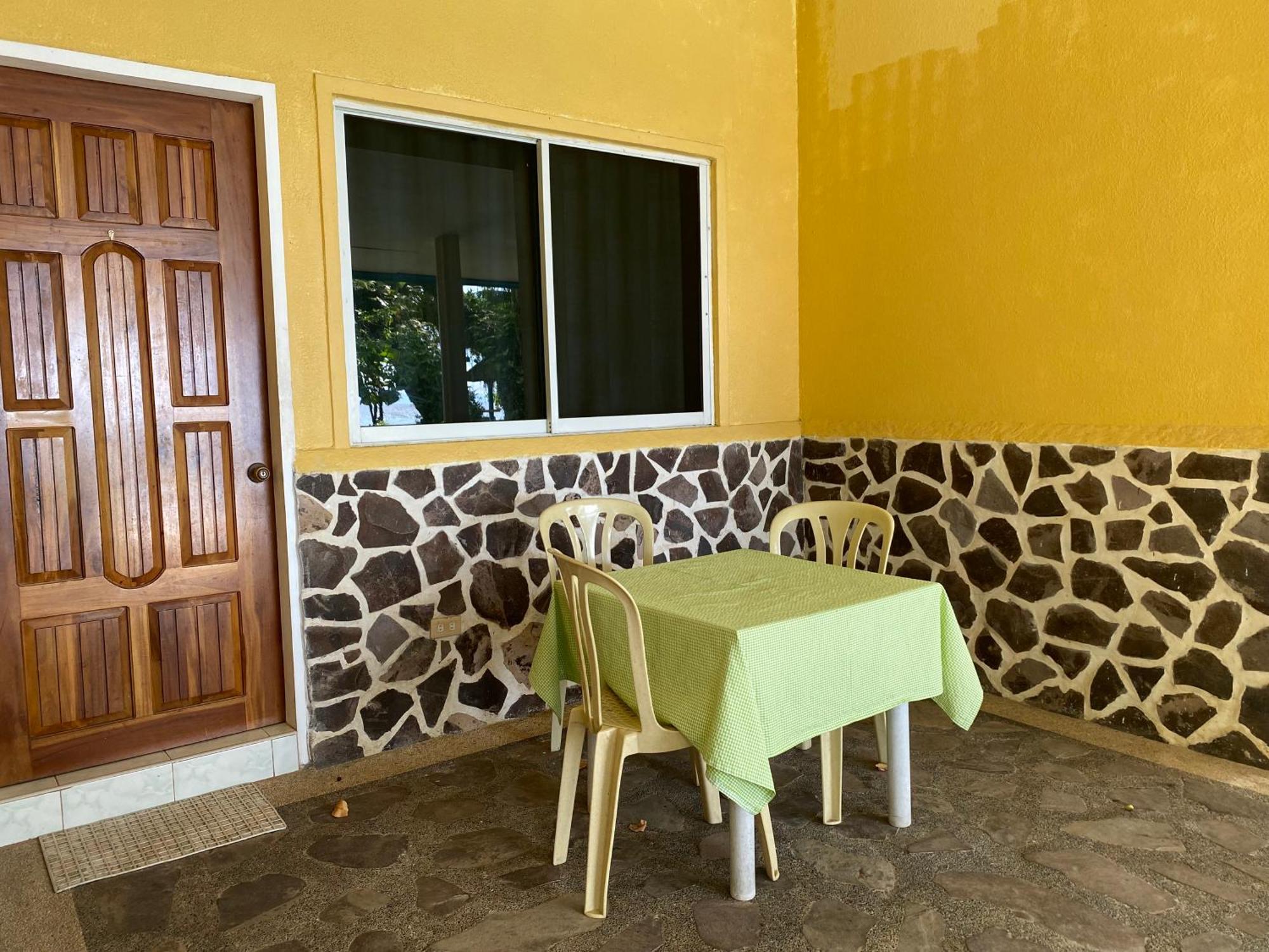 Camiguin Island Golden Sunset Beach Club Mambajao Bagian luar foto