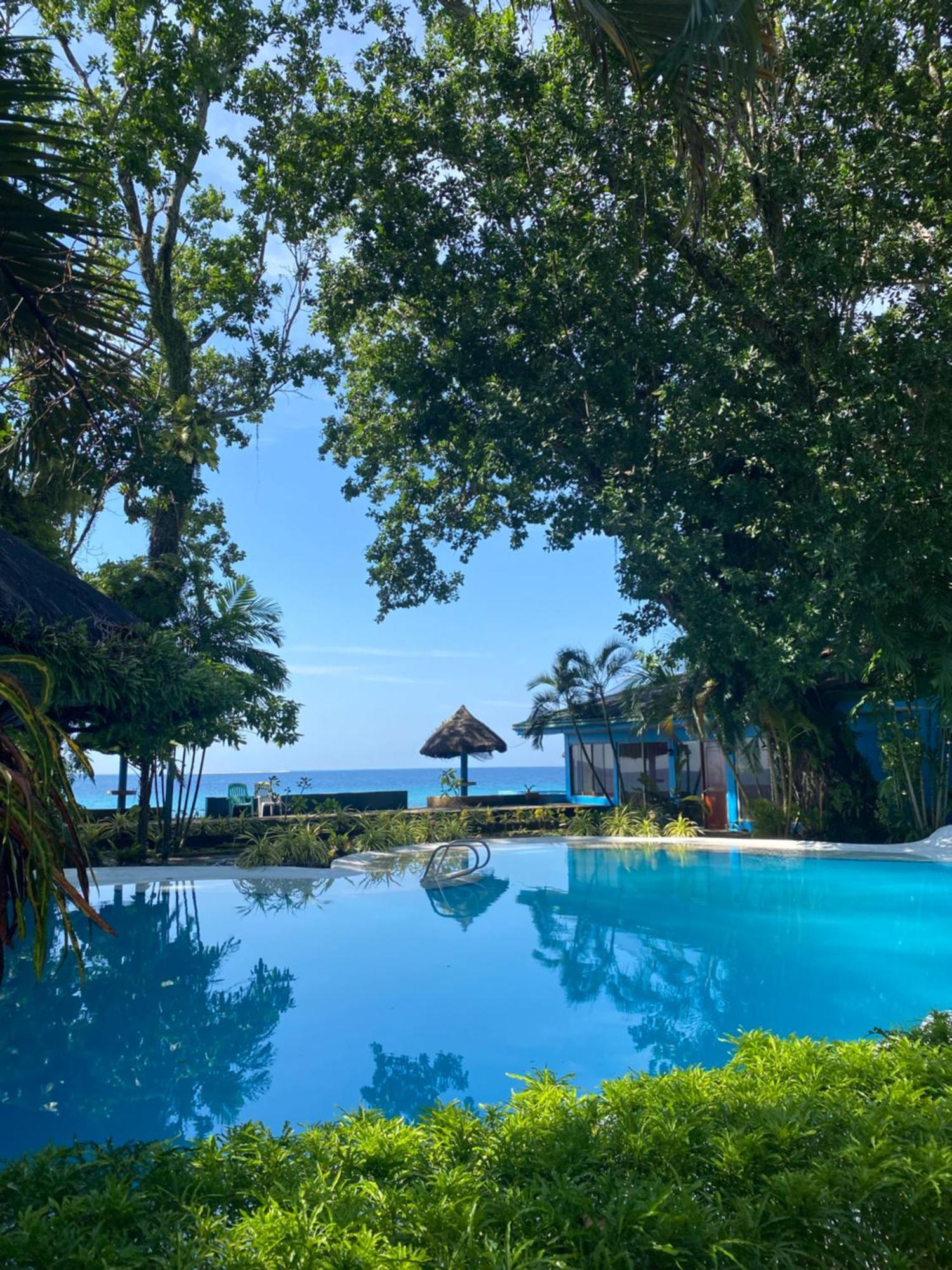 Camiguin Island Golden Sunset Beach Club Mambajao Bagian luar foto
