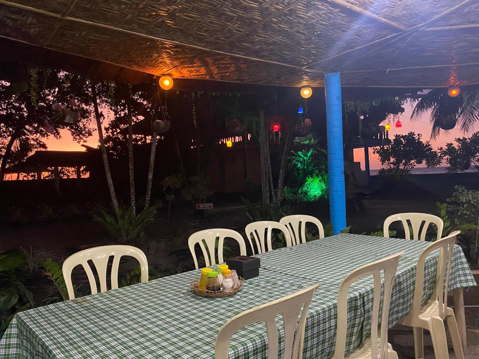 Camiguin Island Golden Sunset Beach Club Mambajao Bagian luar foto