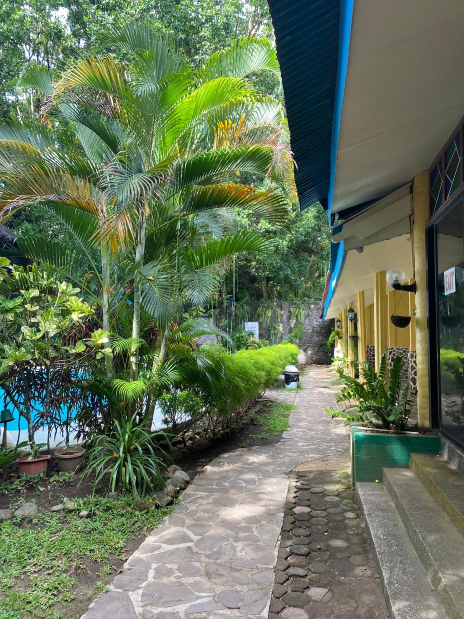 Camiguin Island Golden Sunset Beach Club Mambajao Bagian luar foto