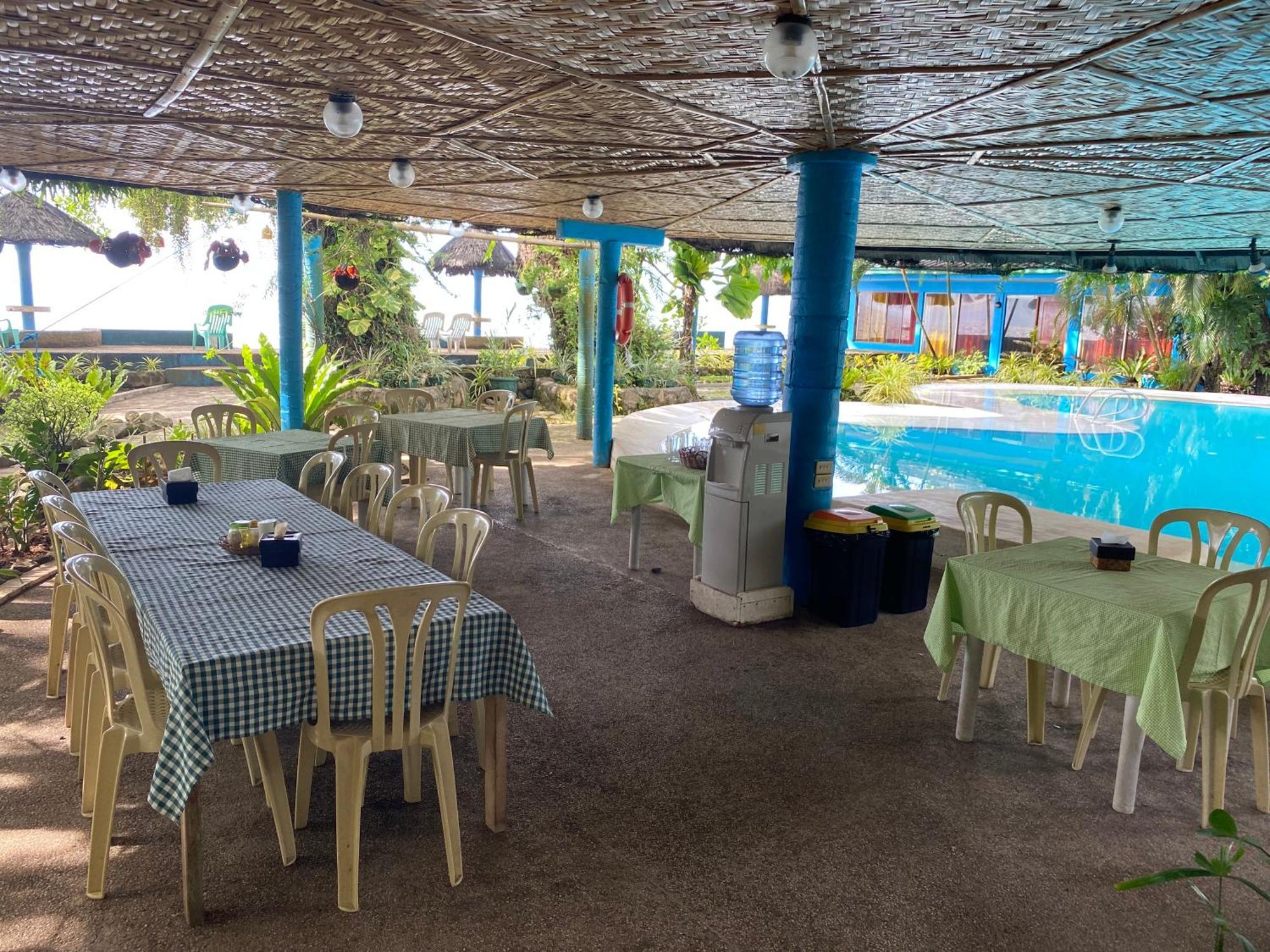 Camiguin Island Golden Sunset Beach Club Mambajao Bagian luar foto